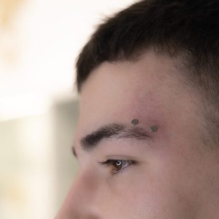 Surface superficial Plano Yanni Piercing